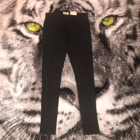 MUDD - Picture 2 of 2